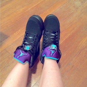 Air Jordan 5 Retro Black Grapes size 6.5